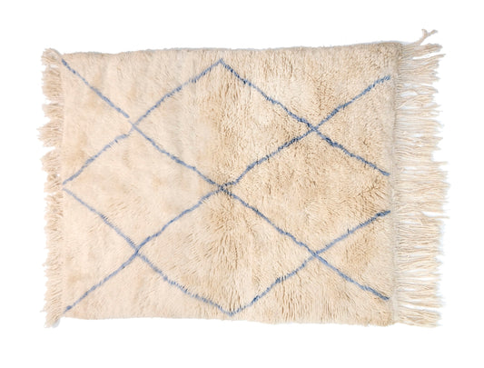 "Woven Wonders: Moroccan Beni Ourain Rugs – Craftsmanship Redefined"
