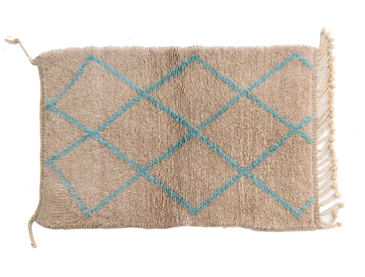 "Handcrafted Heritage: Moroccan Beni Ourain Rugs for Discerning Tastes"